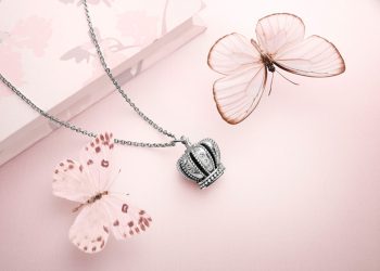 PANDORA te invita sa fii o printesa moderna