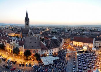 Designeri celebri la Feeric Fashion Days