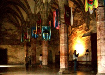 Legenda Corbului – Castelul Corvinestilor