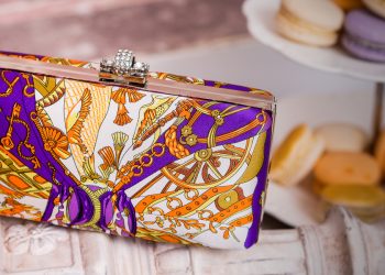 SILKDOM – povestea unui clutch din matase naturala, fabricat in Romania