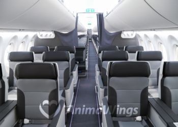 Prima aeronavă Airbus A220-300 din flota AnimaWings a ajuns în România