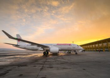 AnimaWings dă start zborurilor directe Bucureşti – Cluj şi retur începând cu 15 ianuarie 2025